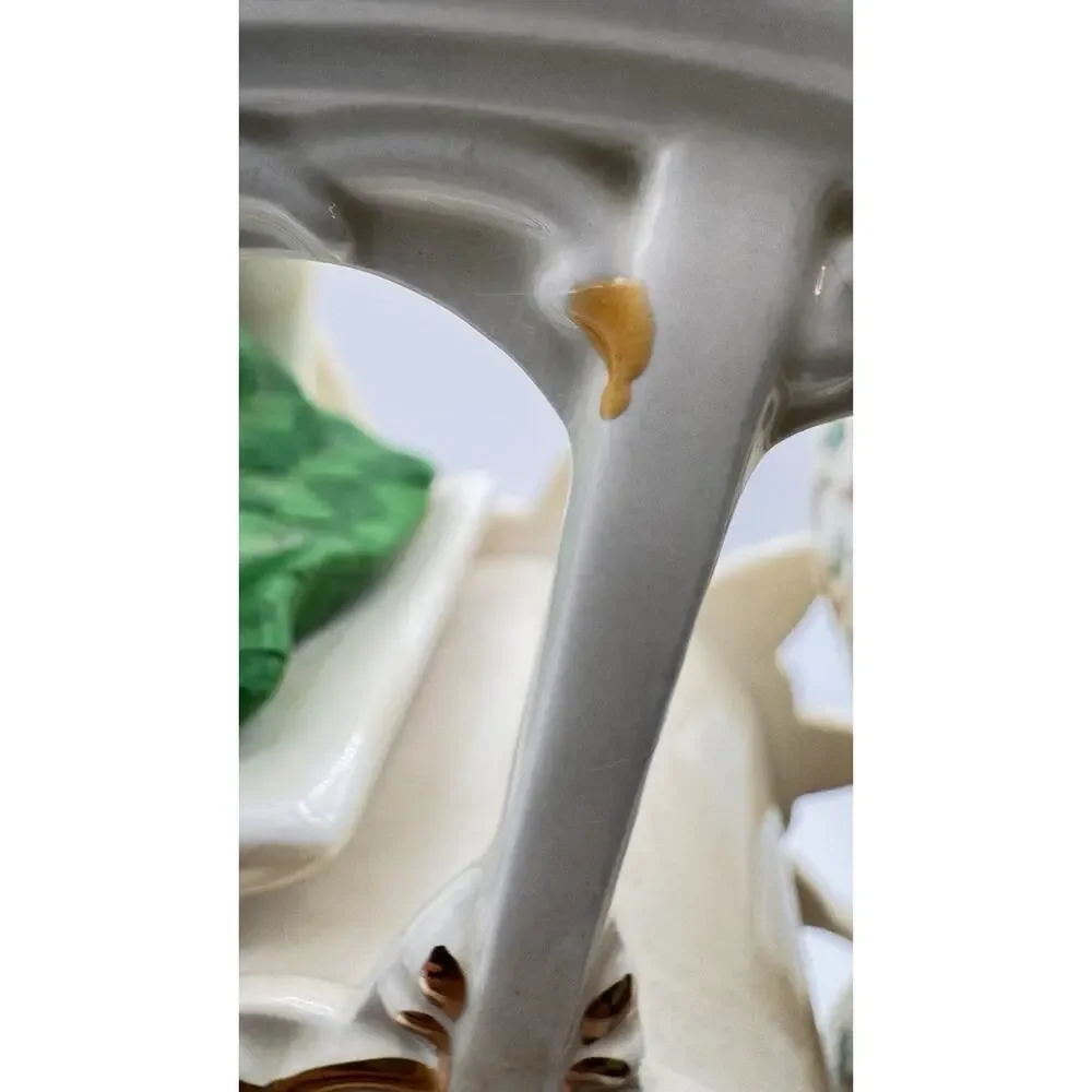 Lenox has small